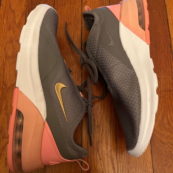 Nike Active Shoes - Picture 1 of 6